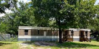 3/2 mobile home in Elmendorf, TX Gallery 1