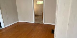 746 East Laurel Street - 1 Gallery 17