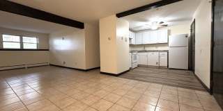 Rent reduced! Beautifully updated 2 bedroom condo, with 2 reserved parking spots, in Dracut MA Gallery 1