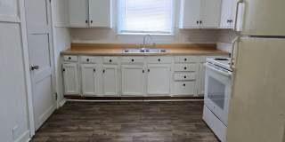 2 Bed - 2 Bath Home, Muncie's North Side! Gallery 6
