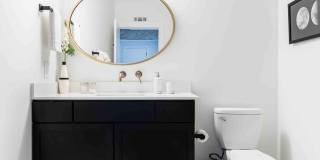 The Argyle Gallery 7