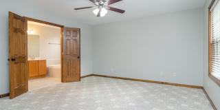 500 Fifth Avenue North Gallery 16