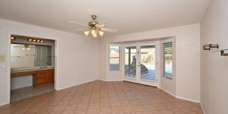 5730 E GELDING Drive Gallery 15