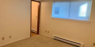 1744 Gallery 44