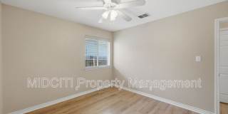 2432 Medina Dr Gallery 25