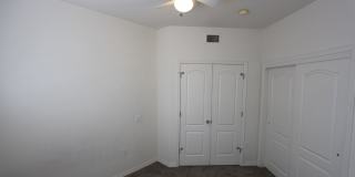 $500 off 1st months Rent!_3-Bedroom Summit Park Condo with Fireplace, Balcony & Covered Parking Gallery 19