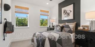 9001 Ventura Street Gallery 91