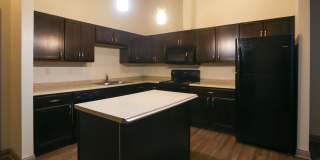 The Pointe on Mass Gallery 11