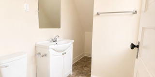 3 Bedroom 1.5 Bathroom HOUSE Gallery 10