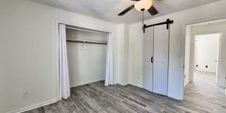 Ready NOW! A Custom Townhouse-Style Duplex Blocks to the Beaches! Fenced Yard - Hot Tub - Pet Friendly - All Appliances! Gallery 41