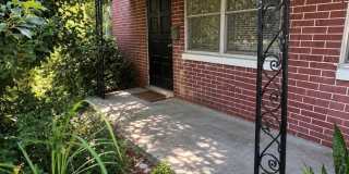 1832 E ROBINSON Street Gallery 1