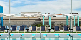 Link Apartments Canvas Gallery 7