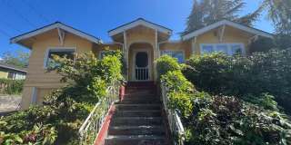 4 Bed, 2 Bath Home in York Neighborhood 4 Bed, 2 Bath Home in York Neighborhood Gallery 1