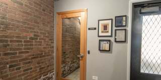 2001 S CALUMET Avenue Gallery 8