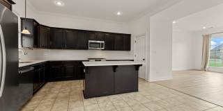 18642 Lake Harbor Ln Gallery 7
