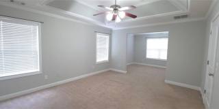 439 Red Bud Gallery 8