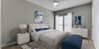 The Manhattan Gallery 6