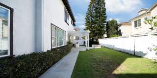 6 Petria Gallery 31