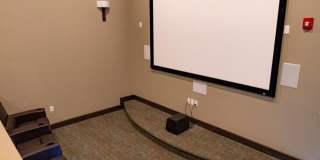 2 Bedroom 1 Bath 957 sq ft Gallery 9