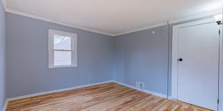 383 Champlain St Gallery 13
