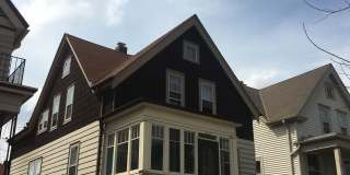 2933 North Newhall Street Gallery 27