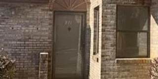 2 bedroom 1 bathroom condo! Gallery 1