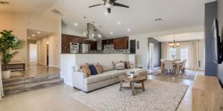 Modern Luxury Retreat: 4BR/3BA Modern Luxury Retreat: 4BR/3BA Gallery 1