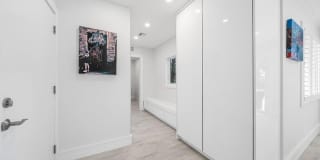 1733 Coral Gardens Drive Gallery 55