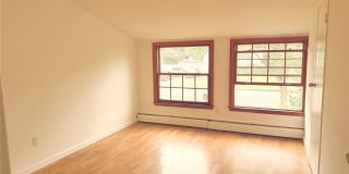 8 College Drive Gallery 8