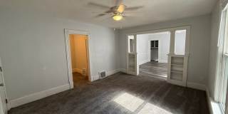 Spacious & Homey 3-Bedroom with Bonus Room Gallery 1