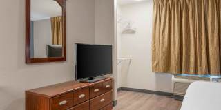 Fort Wayne - South Gallery 9