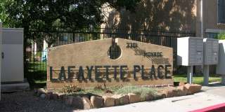 Cozy 2 Bedroom 2.5 Bathroom In The Heart of ABQ! Gallery 1