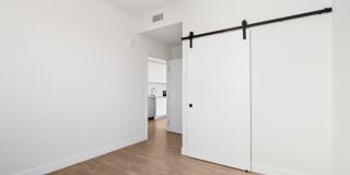 The Rinrose Gallery 83