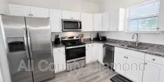 5726 Beach Dr Gallery 4