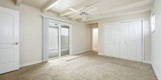 1117 West Bay Ave. Gallery 12