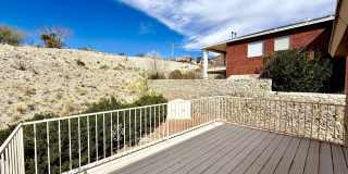 1013 VIA DE LA PAZ Drive Gallery 18