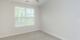 Riverstone Apartments at Long Shoals Gallery 76