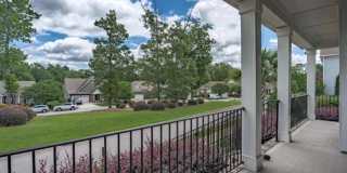5 bedroom 3.5 bath great floorplan located in The Villages Gallery 6