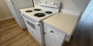 Fully Remodeled 2 Bedroom 1 Bath Units Gallery 1