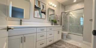 300 West Foothill Boulevard - 306A Gallery 5