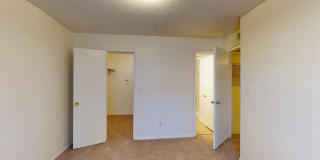 Brookwood Village Gallery 10