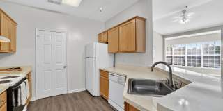 Brittany Commons Apartments Gallery 14