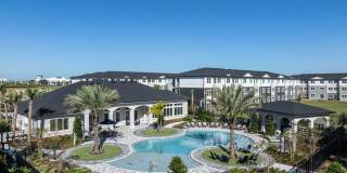 Holly Grove Gallery 23