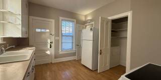 Charming 2 Bedroom Home with Garage on Corner Lot Charming 2 Bedroom Home with Garage on Corner Lot Gallery 7