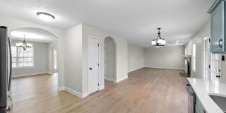 Pet Friendly Four Bedroom! Gallery 19