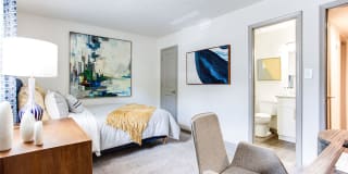 The Five @ North Decatur Gallery 16