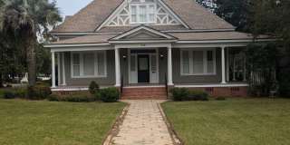 Beautiful home in the heart of Valdosta Gallery 1
