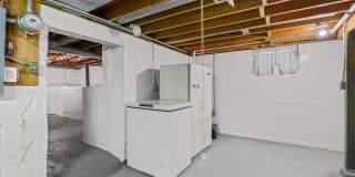 4 Bedroom Remodeled with 2 Stall Detached Garage 4 Bedroom Remodeled with 2 Stall Detached Garage Gallery 23