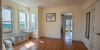 210 South Keystone Avenue Gallery 1