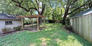 3 Bed 1 Bath in Roundtree Gallery 35